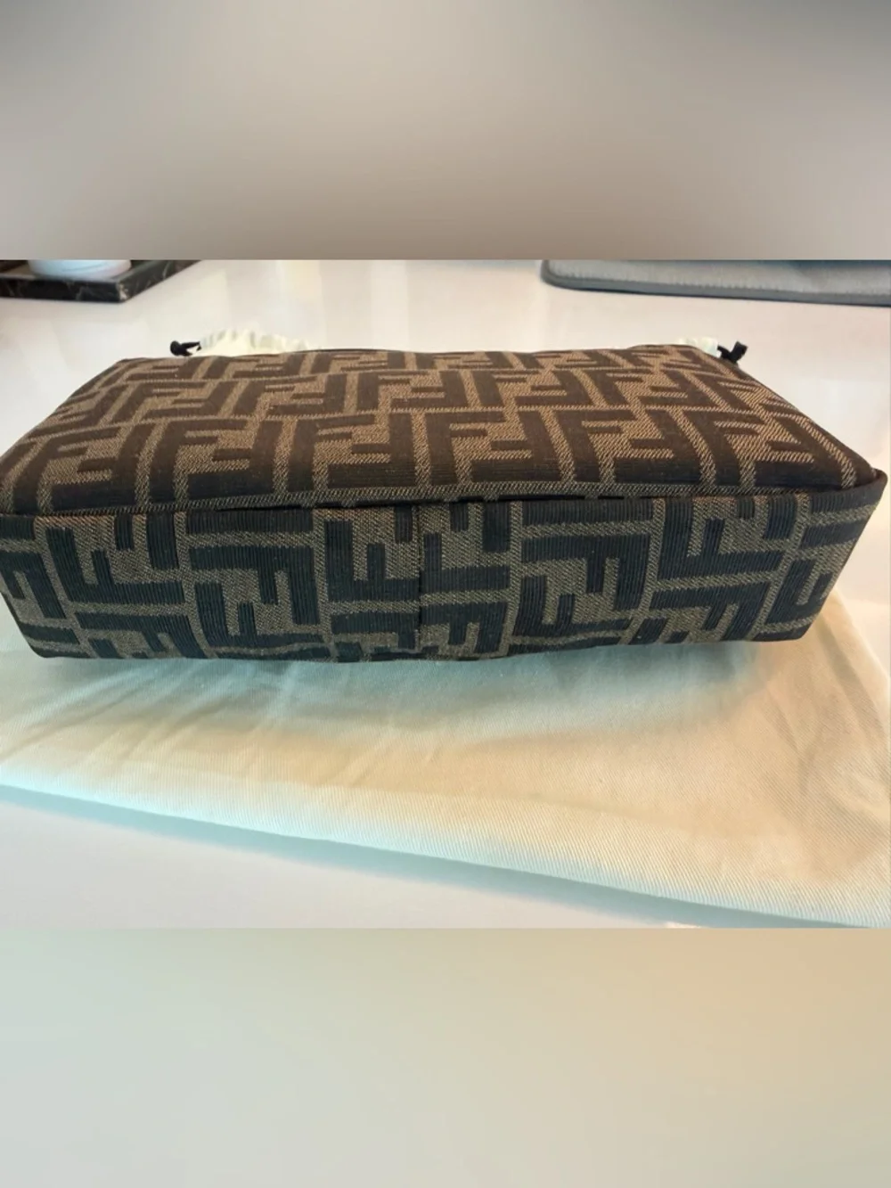 Fendi Baguette Classic Brown FF Zucca Print - Picture 3 of 8